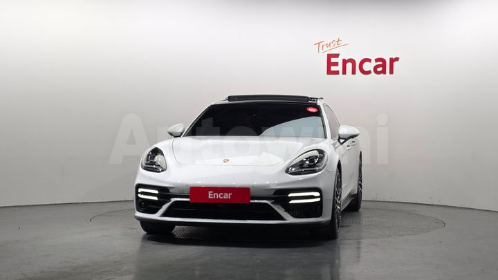 Porsche Panamera 2023 — 3