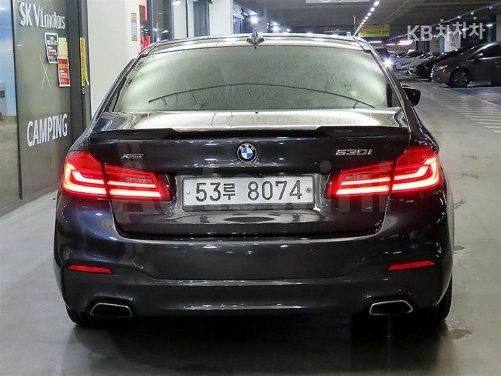 BMW 5 Series 2019 — 5