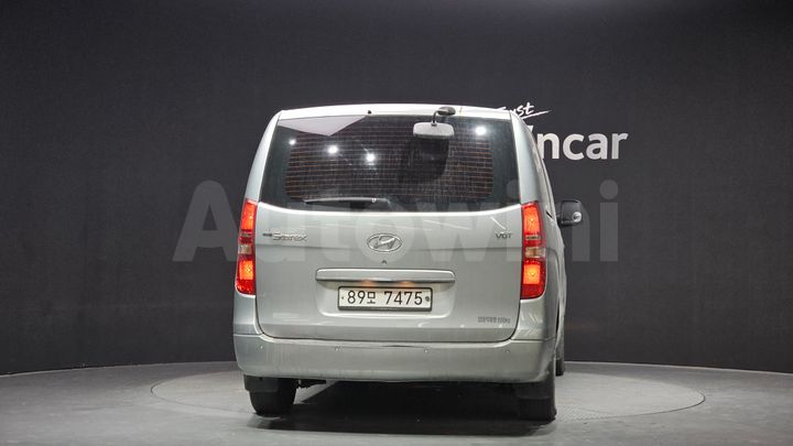 Hyundai Starex 2016 — 4