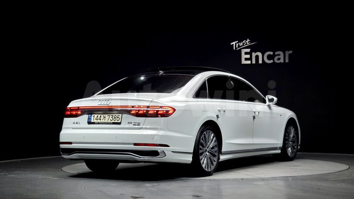 Audi A8 2023 — 2