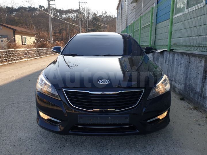 Kia K7 2011 — 2