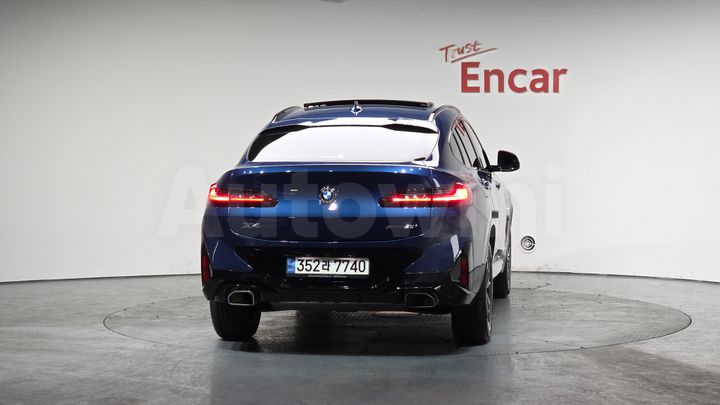 BMW X4 2023 — 4