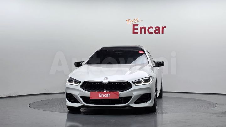 BMW 8 Series 2023 — 3