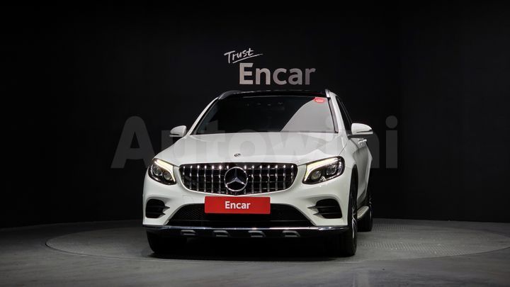 Mercedes Benz GLC Class 2018 — 3