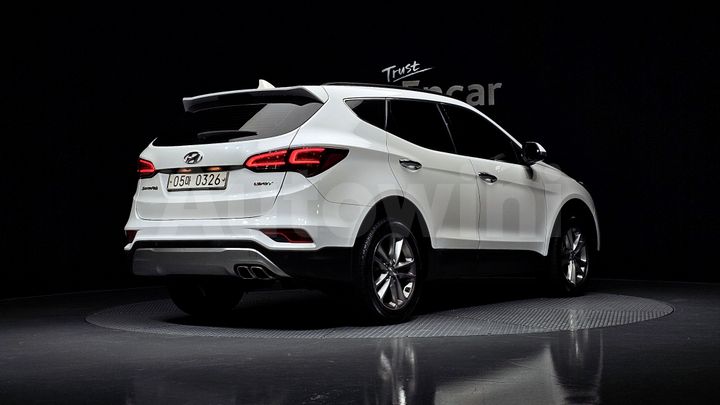 Hyundai SantaFe 2016 — 2