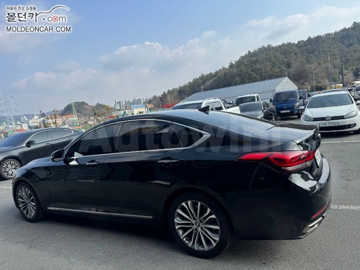 Hyundai Genesis 2016 — 3