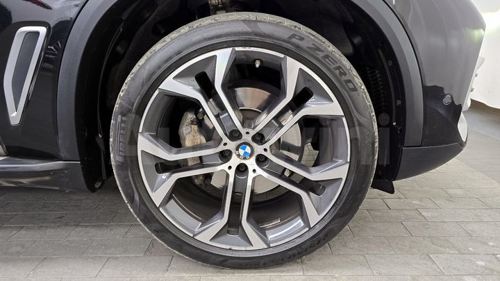 BMW X5 2021 — 5
