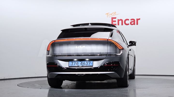 Kia EV6 2022 — 4