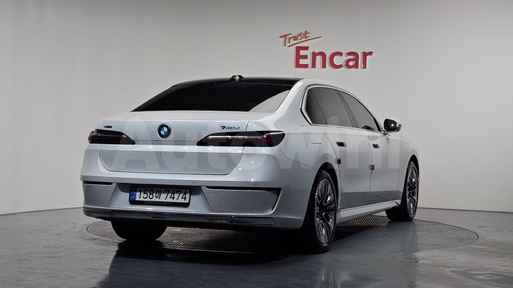 BMW 7 Series 2023 — 2