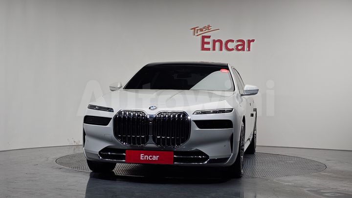 BMW 7 Series 2023 — 3