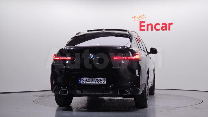 BMW X4 2023 — 4
