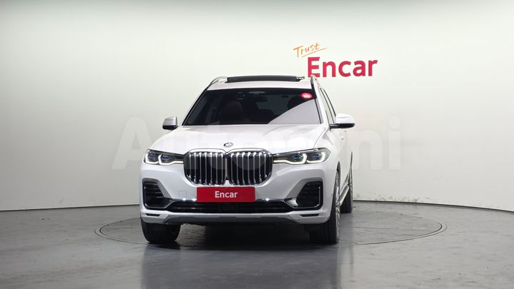 BMW X7 2022 — 3