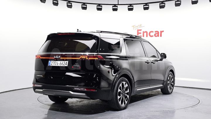 Kia Carnival 2022 — 2
