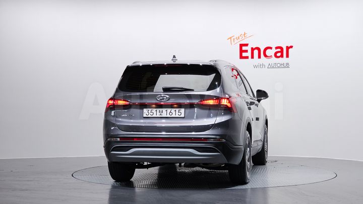 Hyundai SantaFe 2023 — 4