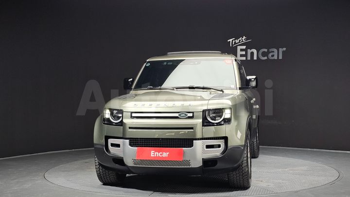 Land Rover Defender 2022 — 3