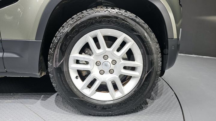 Land Rover Defender 2022 — 5