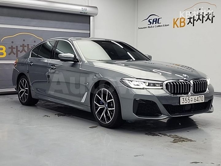 BMW 5 Series 2023 — 4