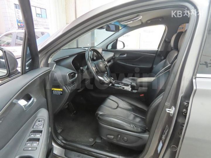 Hyundai SantaFe 2019 — 5