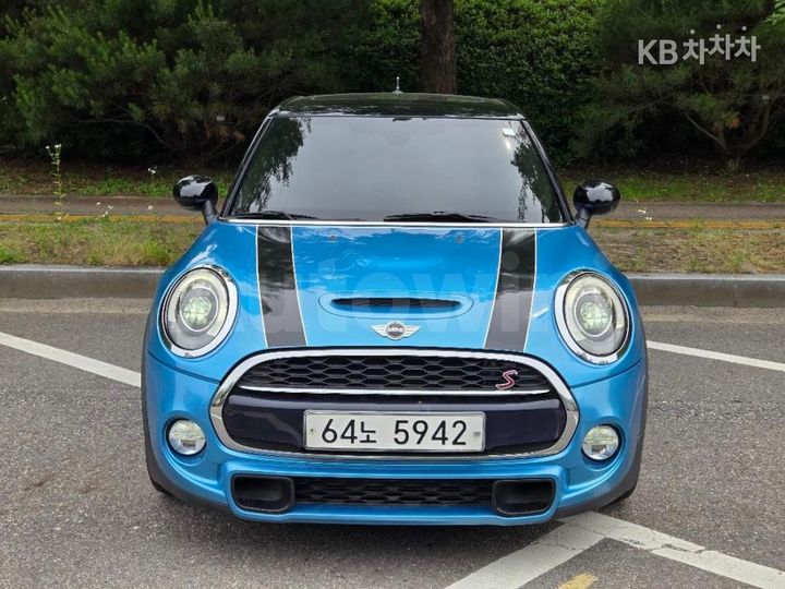 Mini Cooper 2017 — 2