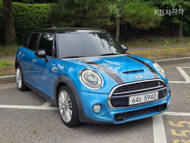 Mini Cooper 2017 — 3