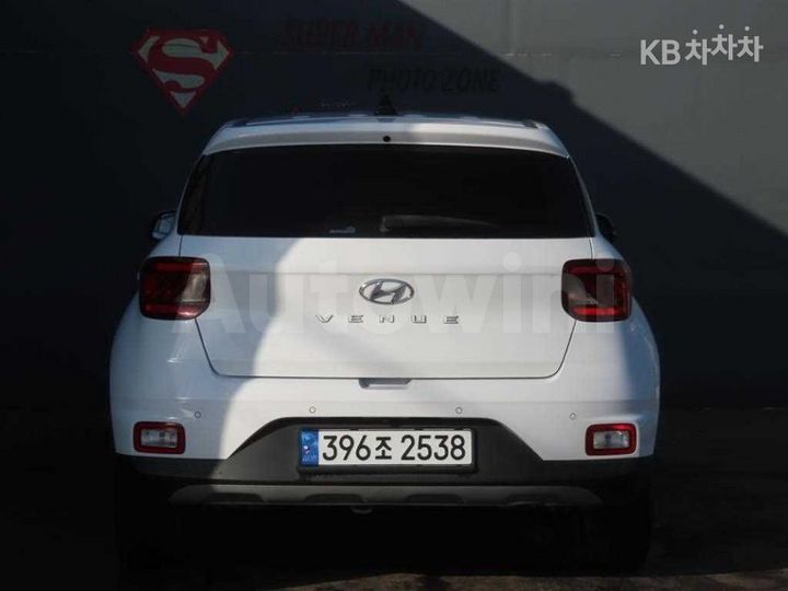 Hyundai Venue 2022 — 4