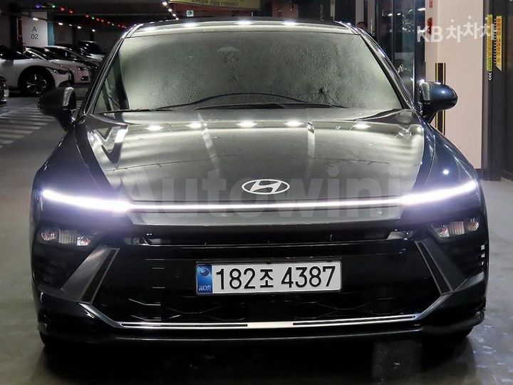 Hyundai Sonata 2024 — 2