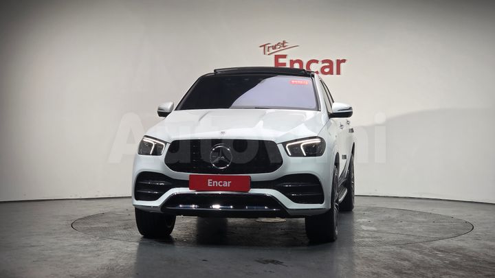 Mercedes Benz GLE Class 2023 — 3