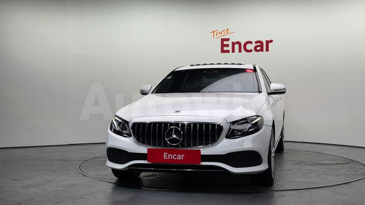 Mercedes Benz E Class 2017 — 3