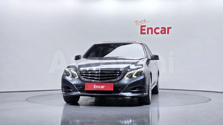 Mercedes-Benz E Class 2016 — 3