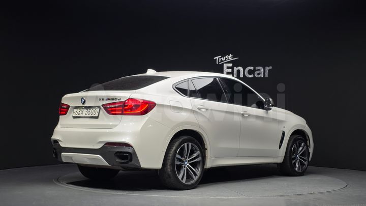 BMW X6 2017 — 2