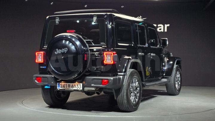 Jeep Wrangler 2022 — 2