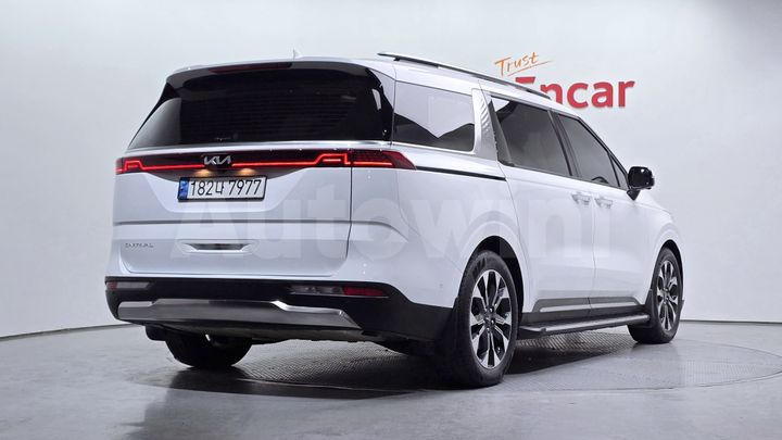 Kia Carnival 2022 — 2