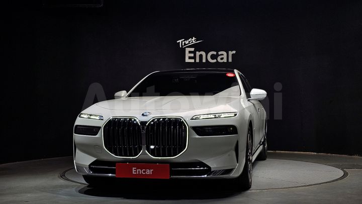 BMW 7 Series 2023 — 3