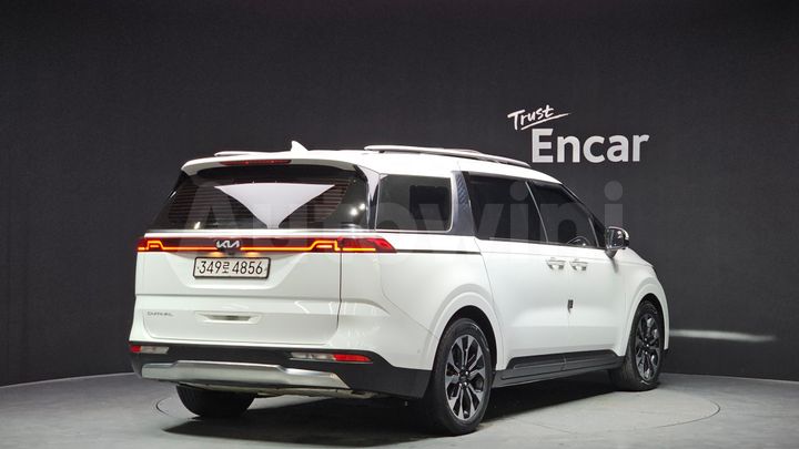 Kia Carnival 2022 — 2