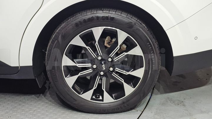 Kia Carnival 2022 — 5