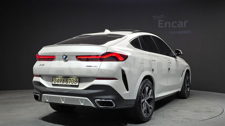 BMW X6 2022 — 2