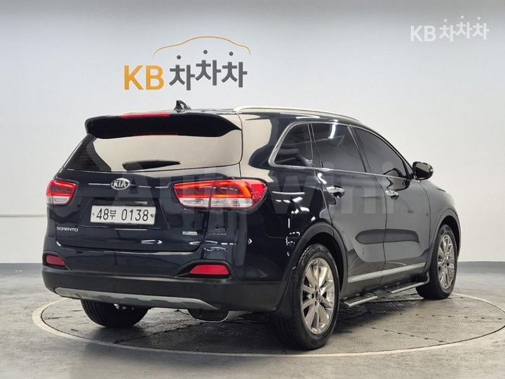 Kia Sorento 2017 KNAPH81ABHA290443 — 3