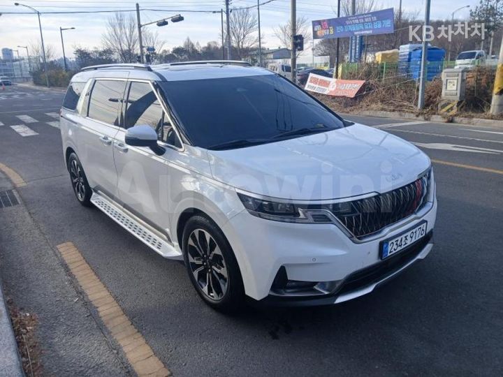 Kia Carnival 2022 — 2
