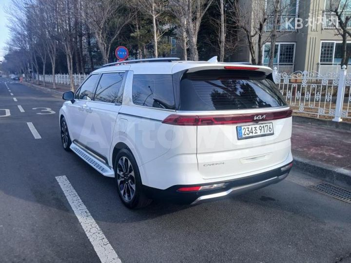 Kia Carnival 2022 — 4