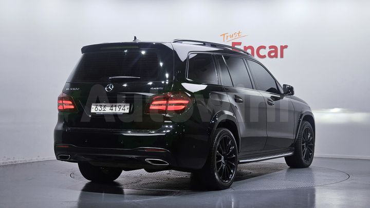 Mercedes Benz GLS Class 2017 — 2