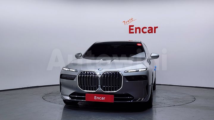BMW i7 2023 — 3