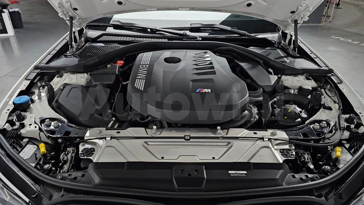 BMW 3 Series 2025 — 5