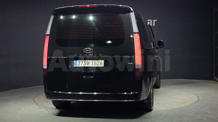 Hyundai Staria 2023 — 4