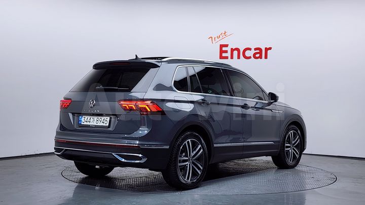 Volkswagen Tiguan 2021 — 2