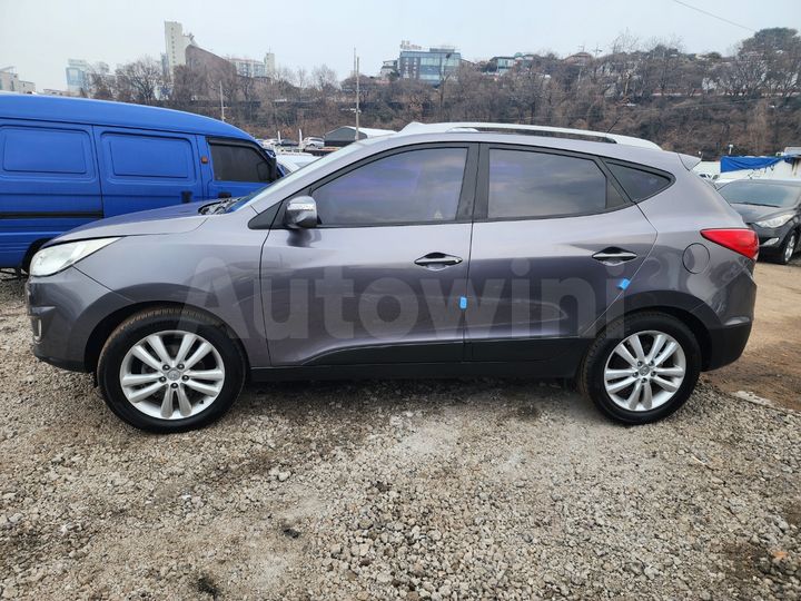 Hyundai Tucson 2010 — 2