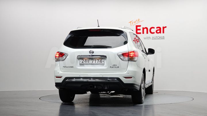 Nissan Pathfinder 2016 — 4