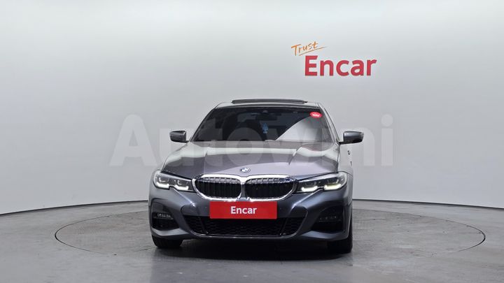BMW 3 Series 2021 — 3