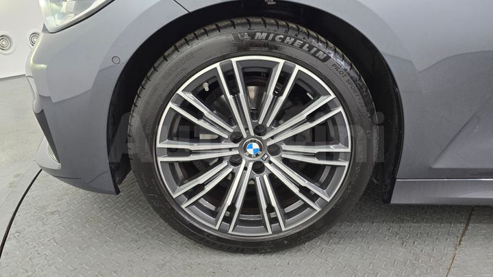 BMW 3 Series 2021 — 5