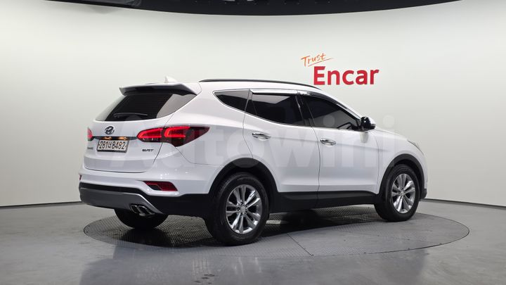 Hyundai SantaFe 2017 — 2