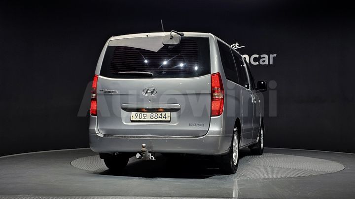 Hyundai Starex 2017 — 4
